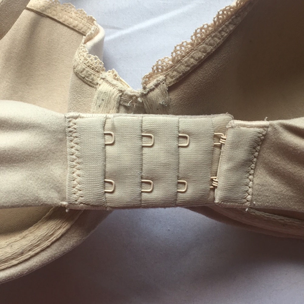 Victoria’s Secret Nude Lined Demi Bra - Picture 4 of 5